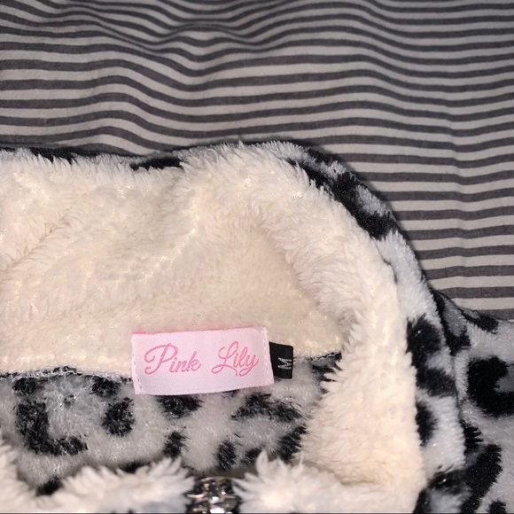 Pink Lily leopard Pullover - Picture 3 of 5
